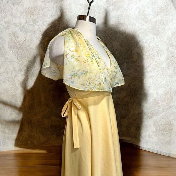 Vintage 1970s Yellow Floral Wrap Dress Angel Flutter Extra Small Stevie - Picture 2 of 7